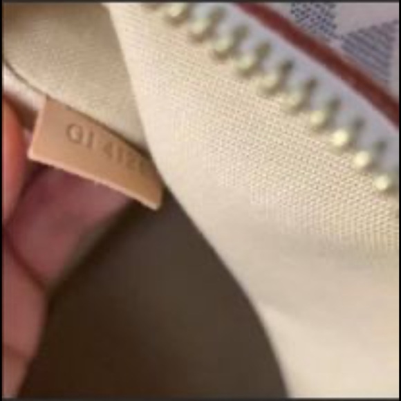 Louis Vuitton Damien azur crossbody - Picture 7 of 7